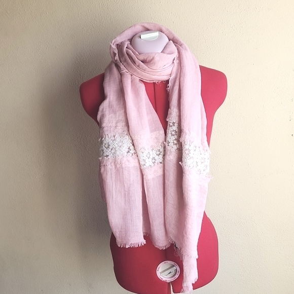 GORGEOUS GAUZY LACE SCARF/PAREO/SHAWL!!! - Picture 2 of 4